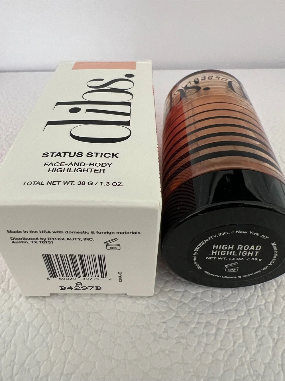 Dibs Status Stick High Road Highlight - Face and body highlighter